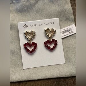 Kendra Scott Ashton Gold Heart Drop
Earrings in Red‎ Glass NEW